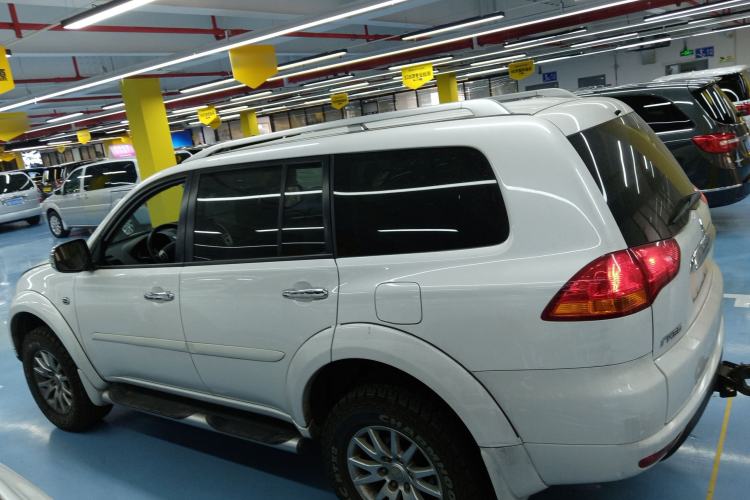 Used Mitsubishi Pajero Sport 2013 3.0L Automatic 4x4 Flagship Edition