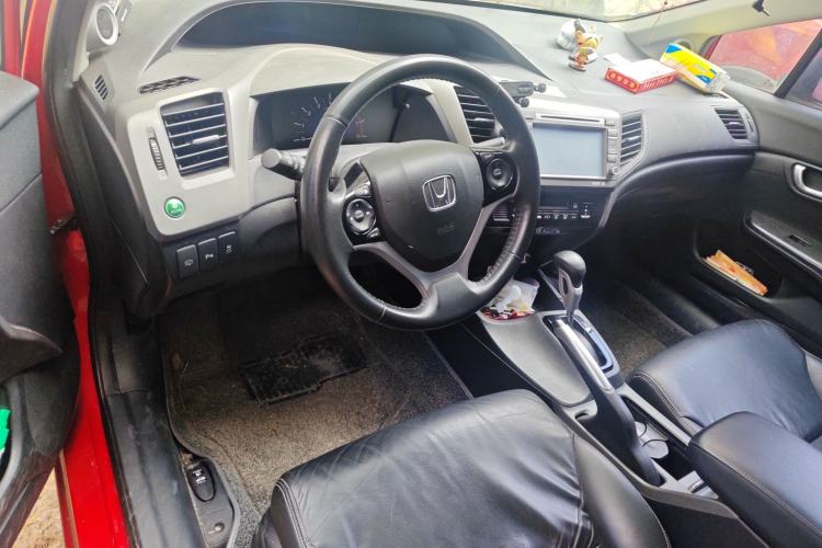 Used Honda Civic 2013 10th Anniversary 1.8L Automatic Luxury Edition Center Console