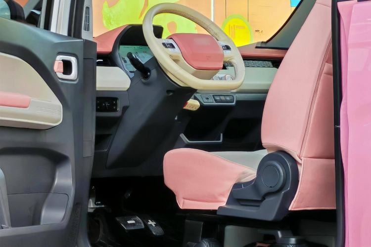 Used Chery New Energy QQ Ice Cream 2022 Taohuanxi Sweet Peach Edition