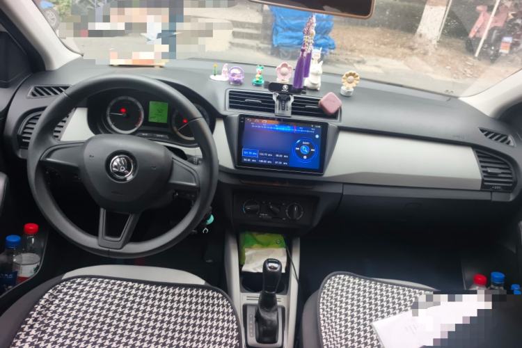 Used Skoda Fabia 2017 1.4L Automatic Car Enjoy Edition
