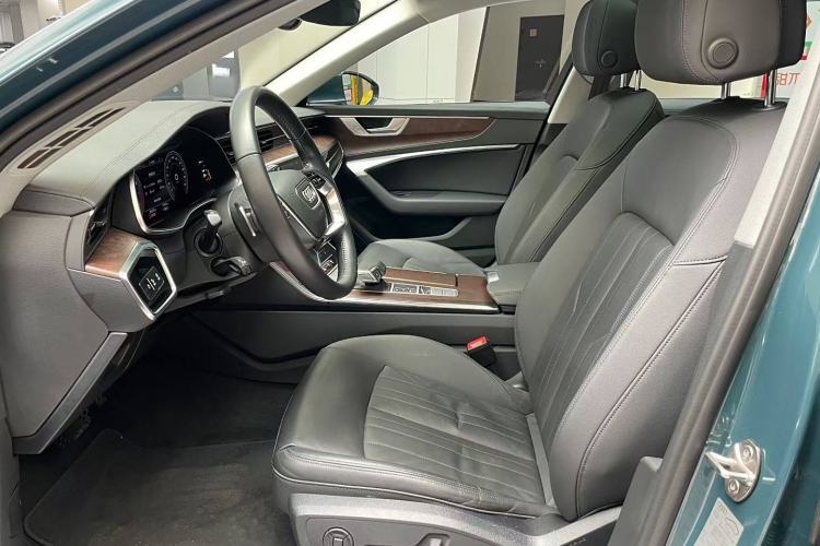 Used Audi A6 2020 allroad quattro Explorer 55 TFSI Prestige Off-Road Model