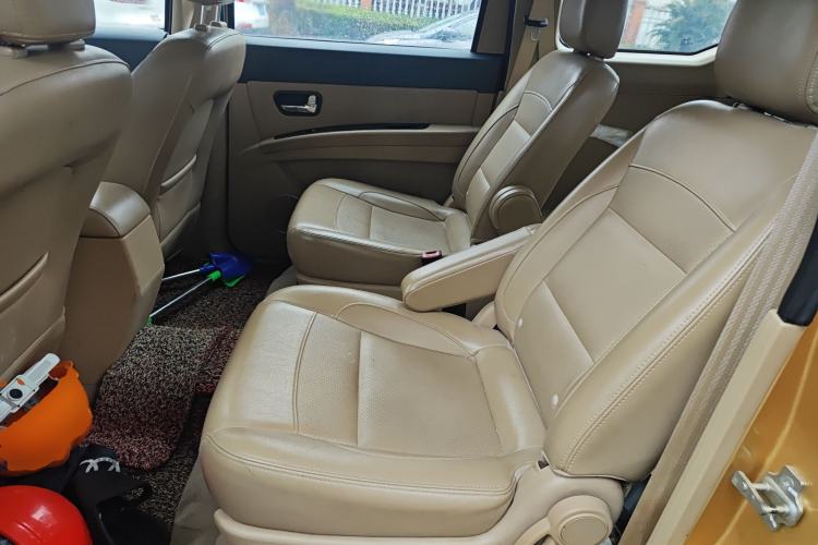 Used Wuling Hongguang 2014 1.5L S Luxury Model Left Rear Seat
