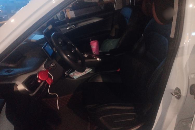 Used Geometry A 2022 Pro 430KM Commuter Edition Left Front Seat