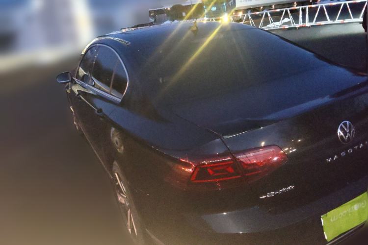 Used Volkswagen Magotan 2023 2 Million Units Limited Edition 330TSI DSG Leading Version