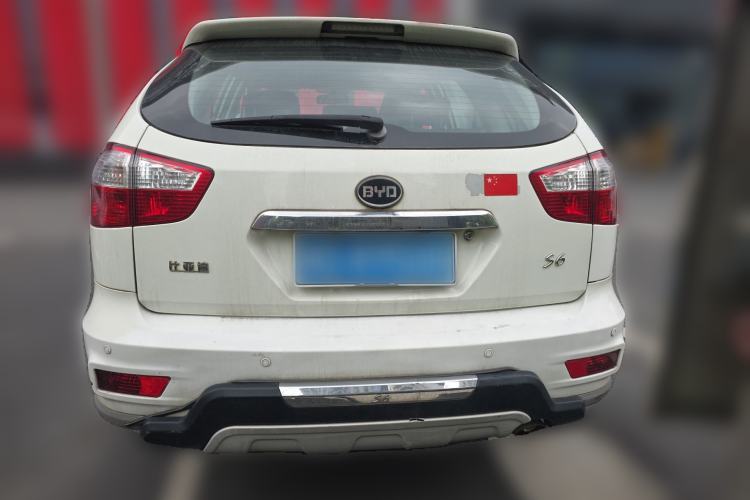 Used BYD S6 2014 2.0L Manual Elite Version 5 Seats
