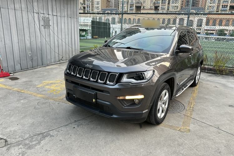 Used Jeep Compass 2017 200T Automatic Family Edition
