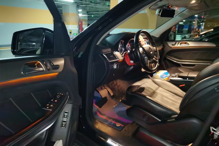 Used Mercedes-Benz GL-Class 2014 GL 400 4MATIC Dynamic Model