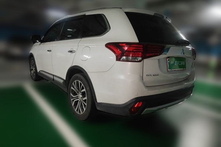 Used Mitsubishi Outlander 2016 2.4L 4x4 Elite Edition 5 Seats