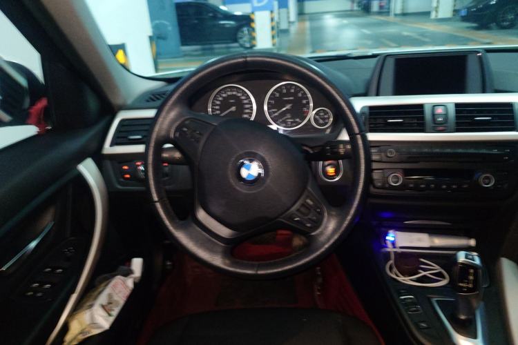 Used BMW 3 Series 2014 320Li Fashion Model
