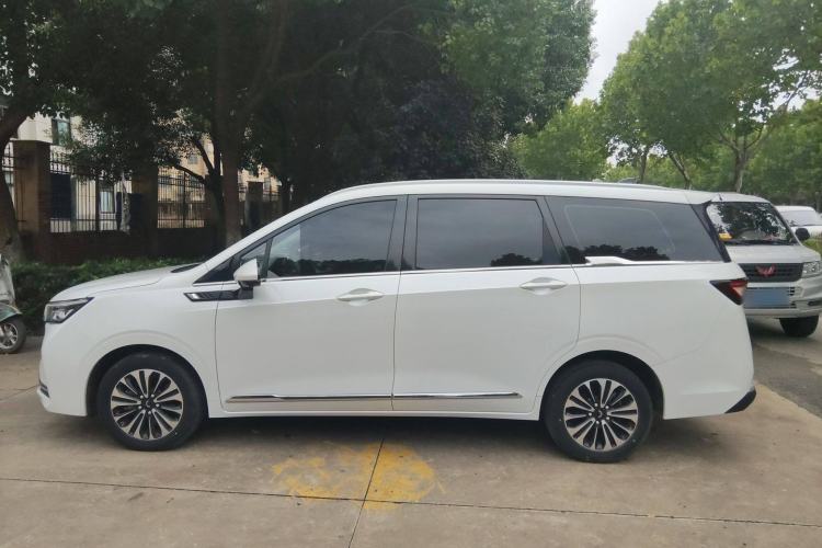 Used Wuling Jiachen 2022 1.5T CVT Deluxe Flagship Edition
