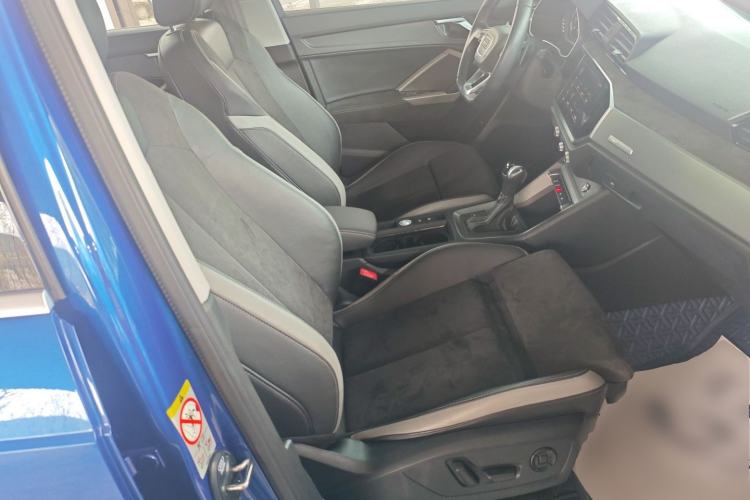 Used Audi Q3 2021 35 TFSI Fashion Dynamic Model
