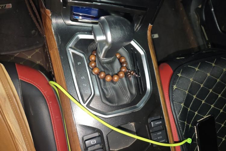 Used Haval H4 2018 Blue Label 1.5 GDIT DCT Fashion Edition Gear Lever