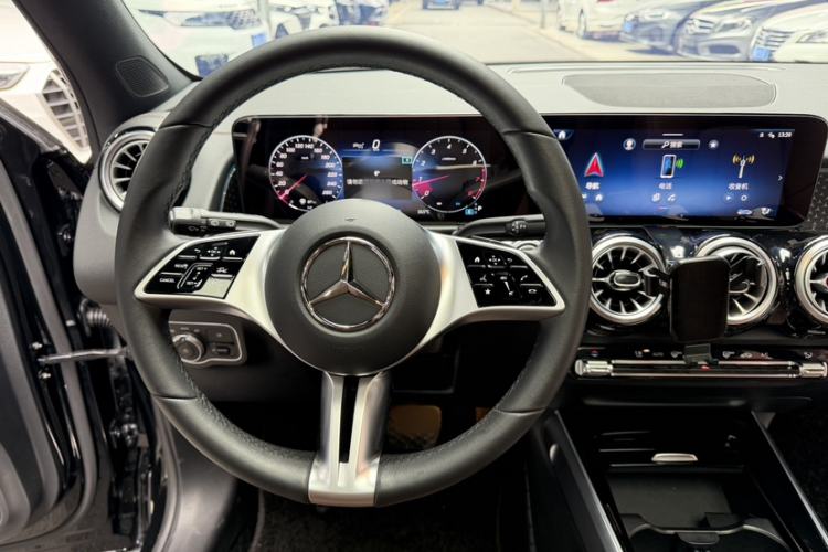 Used Mercedes-Benz GLB 2024 GLB 220 Dynamic Edition
