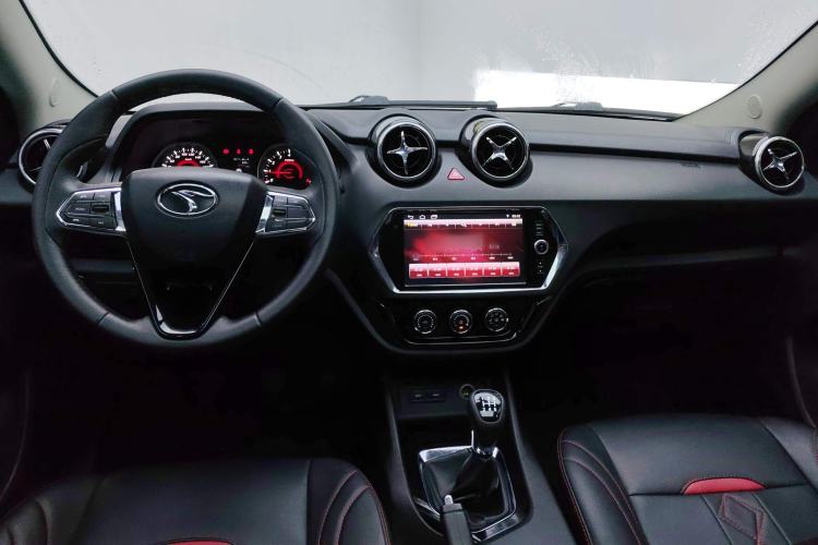 Used Soueast DX3 2018 1.5L Manual Luxury Model