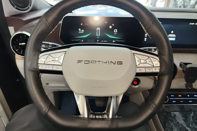 Used FORTHING Yacht 2022 1.5T DCT Chasing-the-Waves Edition Steering Wheel