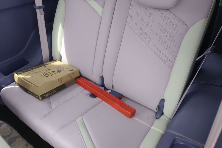 Used Chery QQ Little Ant 2022 Me 301km Rococo Lithium Iron Phosphate Left Rear Seat