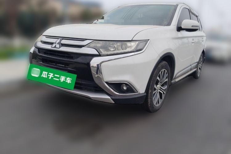 Used Mitsubishi Outlander 2018 2.0L Two-Wheel Drive Glory Edition 5 Seats