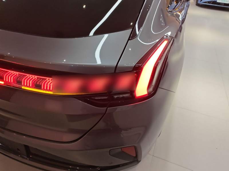 Used Zeekr 001 2025 YOU Edition 100 kWh All-Wheel Drive — 7