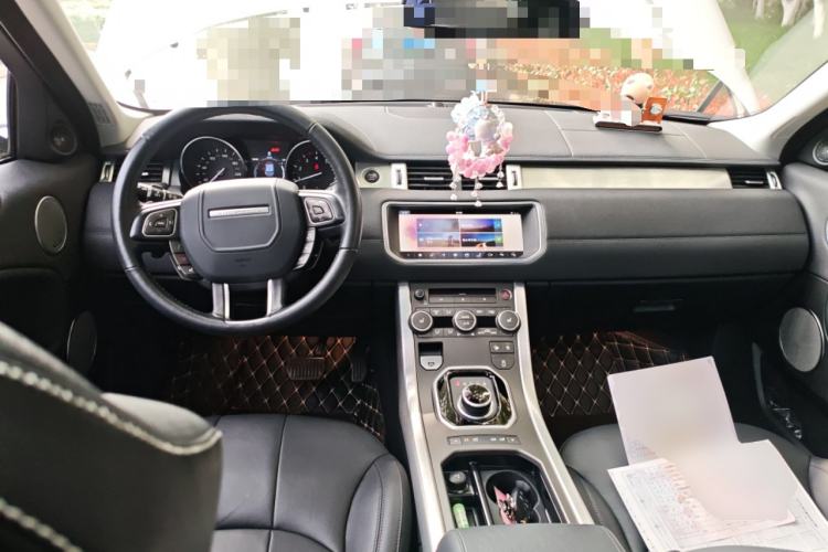 Used Land Rover Range Rover Evoque 2018 240 PS SE Smart Brilliance Edition
