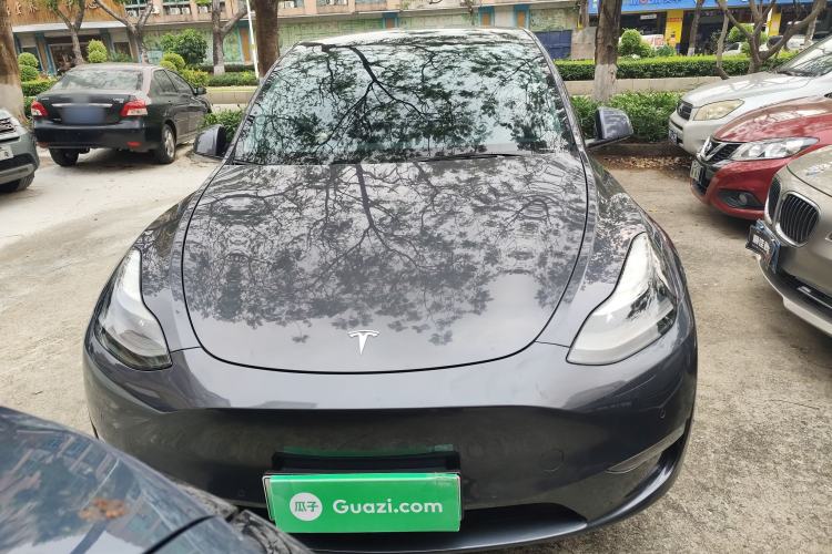 Used Tesla Model Y 2021 Long-Range All-Wheel-Drive Version Front