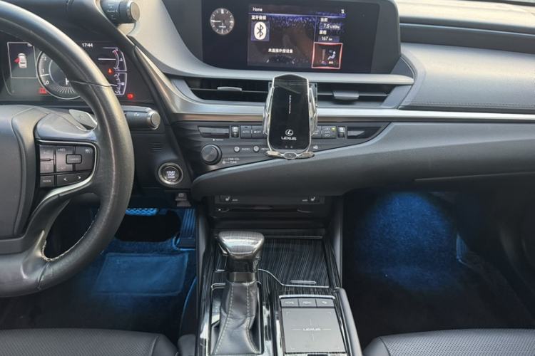 Used Lexus ES 2018 200 Excellence Edition China V Standard