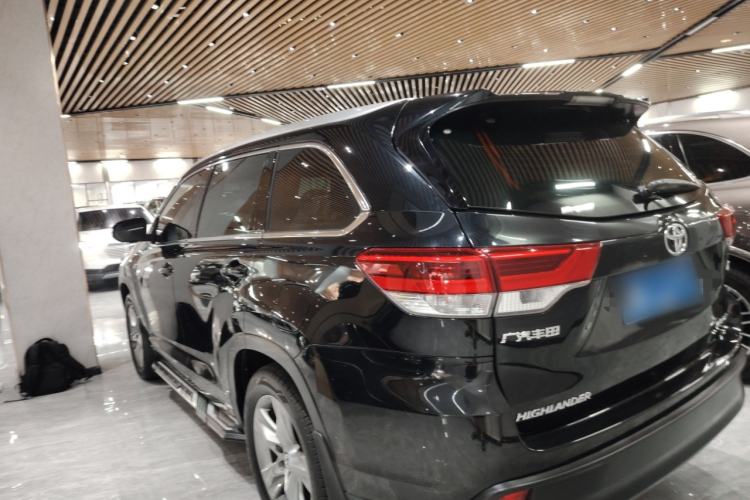 Used Toyota Highlander 2018 2.0T Four-Wheel Drive Prestige Version 7 Seats China VI Standard
