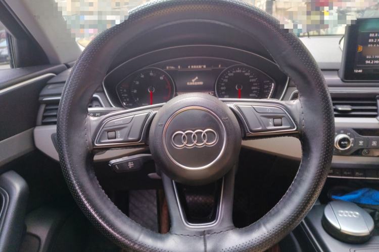 Used Audi A4L 2018 30th Anniversary Edition 40 TFSI Trendy Model
