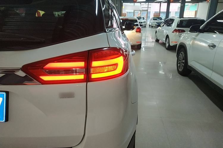 Used Geely Auto Emgrand X7 Sport 2016 1.8TD Automatic Smart Connectivity Version