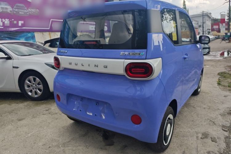 Used Wuling Hongguang MINIEV 2024 3rd Generation 215km Youth Edition
