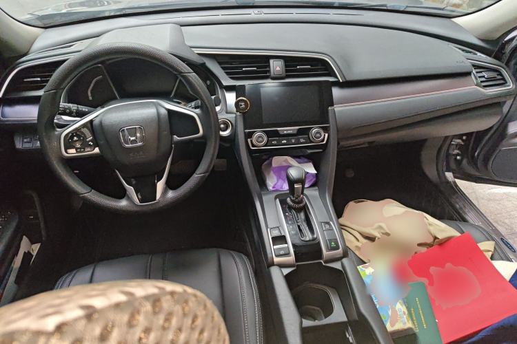 Used Honda Civic 2016 220TURBO CVT Luxury Edition
