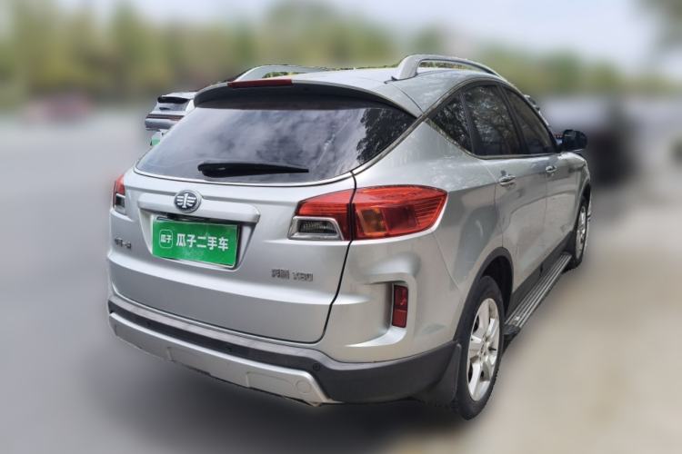 Used Bestune X80 2013 2.0L automatic comfort version Rear Right 45 Deg