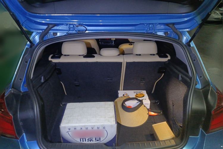 Used BMW 1 Series 2018 118i Leading Model Trunk