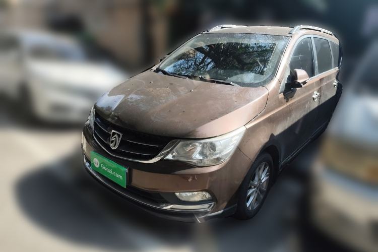 Used Baojun 730 2014 1.5L manual Comfort version 7 seats