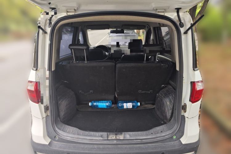 Used CHANGAN OSHAN Olisway 2013 1.4L Manual Jingyue Model Trunk