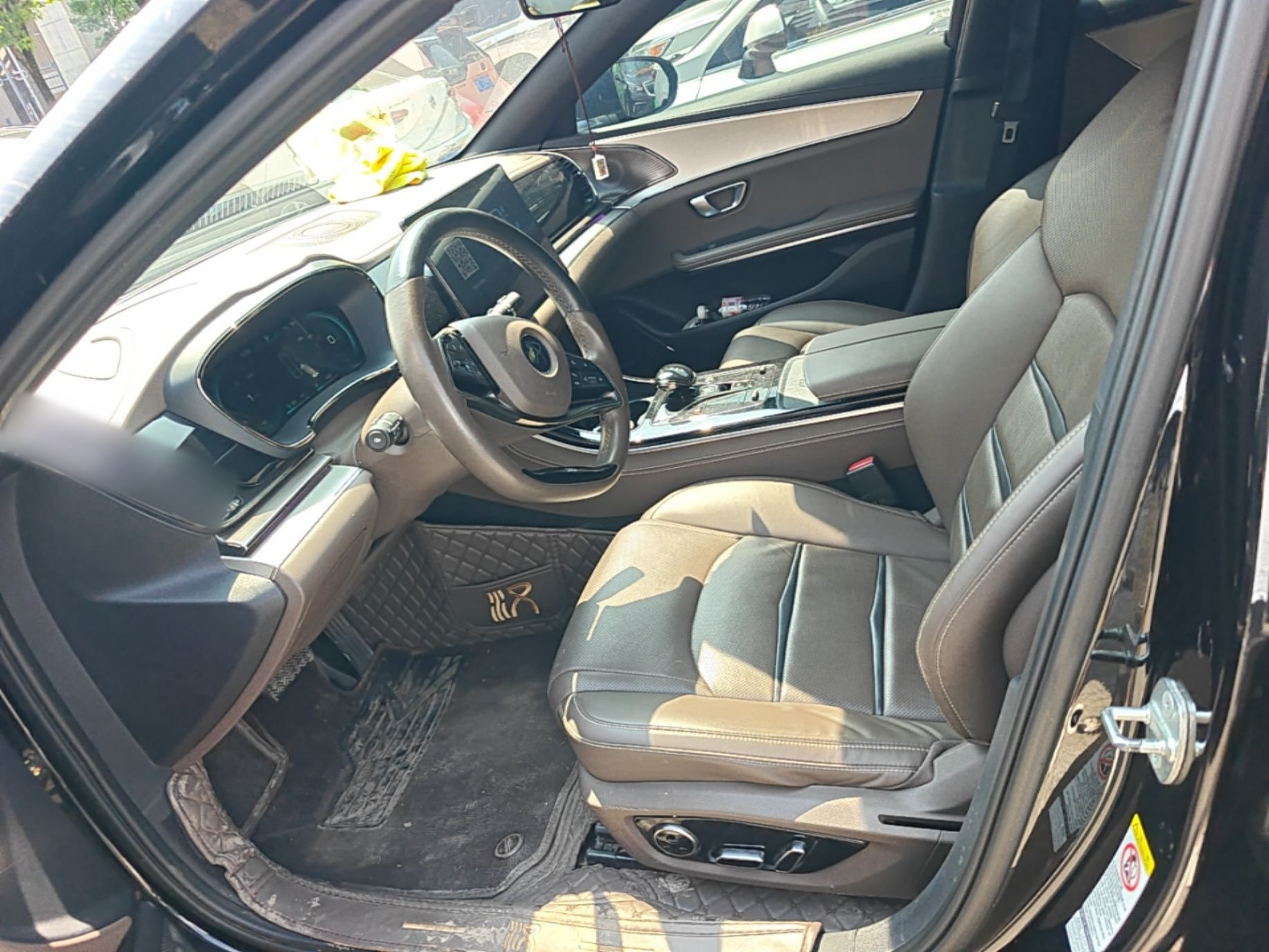 Vordere Reihe im Auto