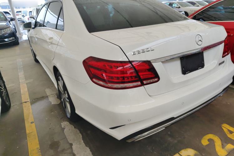 Used Mercedes-Benz E-Class 2015 E 260 L Sport & Fashion Model