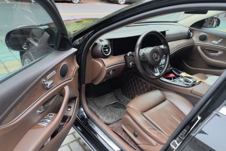 Used Mercedes-Benz E-Class 2016 E 200 L Driver Seat