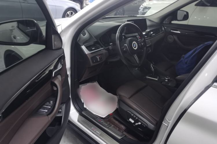 Used BMW X1 2021 Restyled sDrive25Li Leading Edition Driver Seat