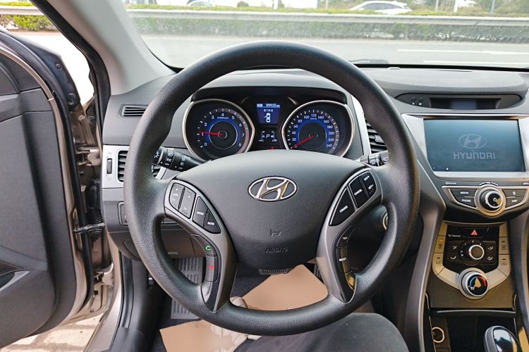 Used Hyundai Elantra (5th Generation / Langdong) 2016 1.6L Automatic Prestige Model
