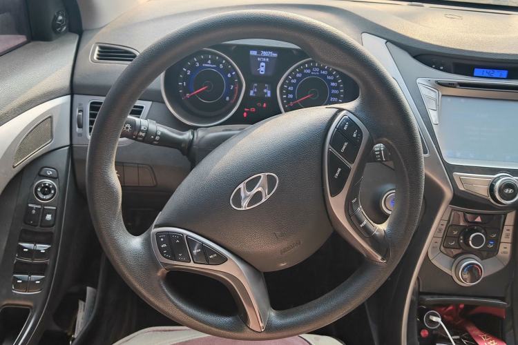 Used Hyundai Elantra (5th Generation / Langdong) 2015 1.6L Manual Leading Model

