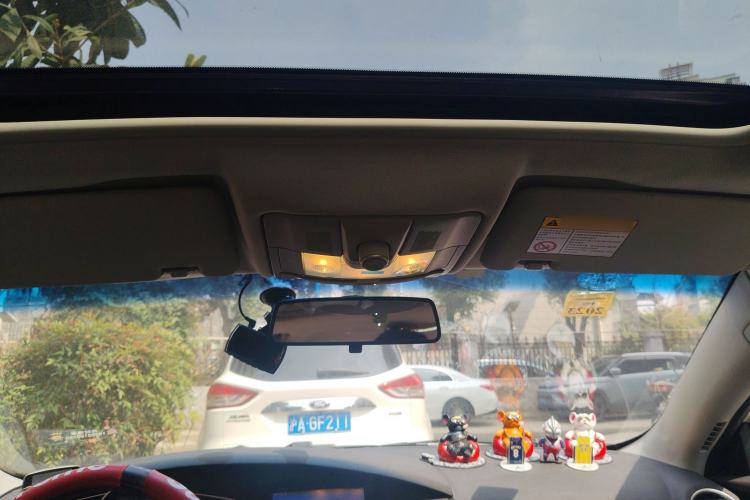 Used Roewe e550 2014 Flagship Edition
