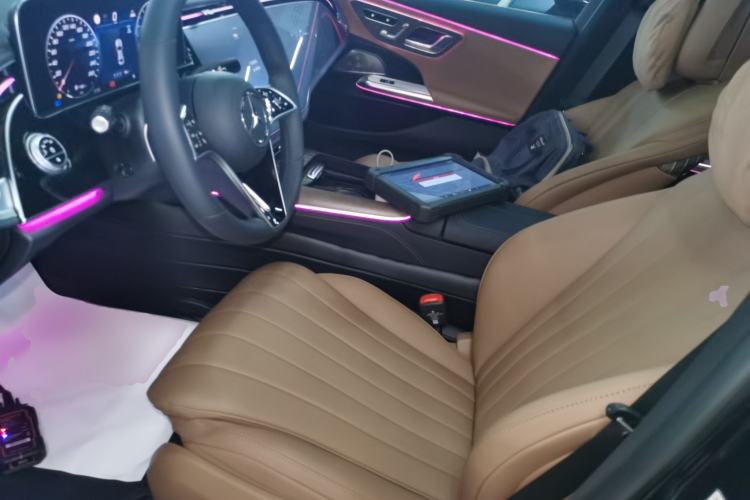 Used Mercedes-Benz E-Class 2025 Facelift E 300 L Luxury Edition