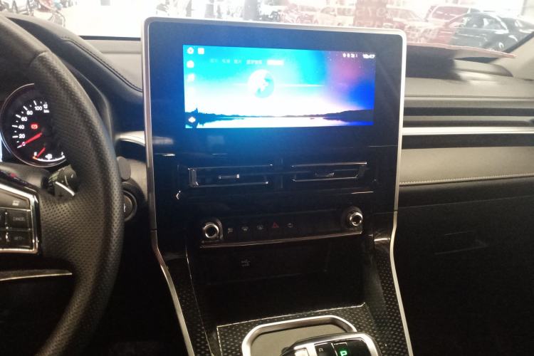 Used Haval M6 2023 PLUS 1.5T DCT Luxury Smart Connectivity Model Center Console