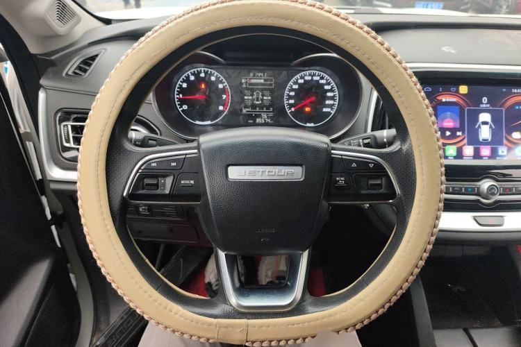 Used JETOUR X70M 2020 Revised 1.5T Manual Partner Version 5-Seater Steering Wheel