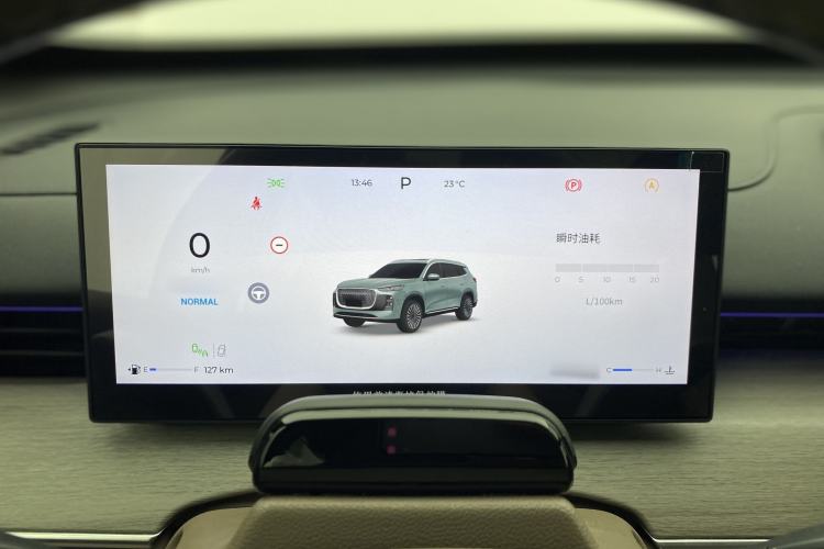 Used Chery Tiggo 8 PLUS 2025 290TGDI DCT Prestige 5-Seater Interior 7