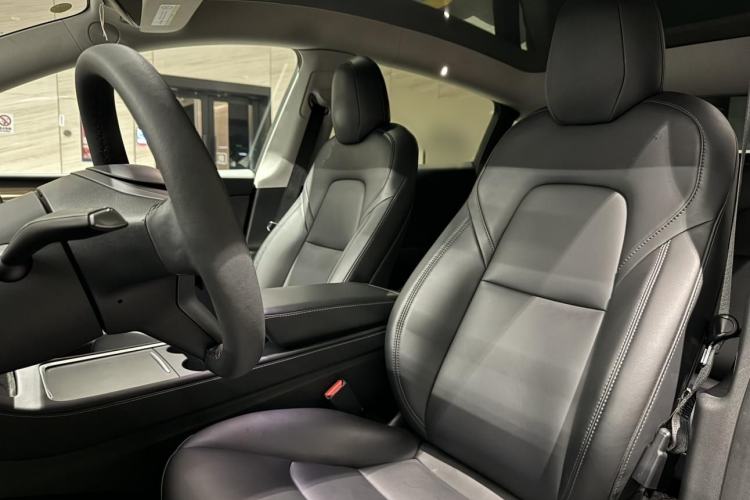 Used Tesla Model Y 2021 Standard Range Rear-Wheel Drive Version