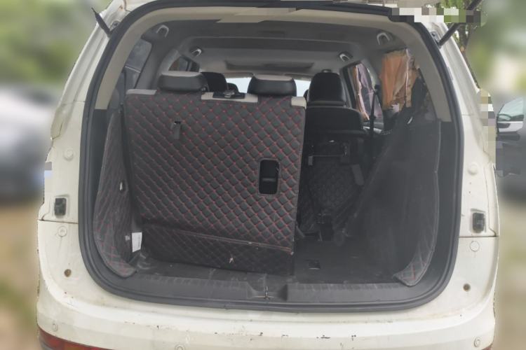 Used Baojun 730 2017 1.5T DCT Flagship Model 7 Seats China V Emission Standard Trunk