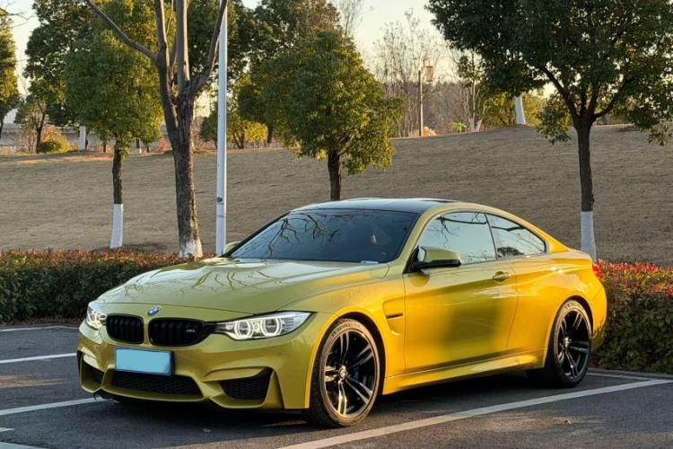 Used BMW M4 2014 M4 two-door coupe
