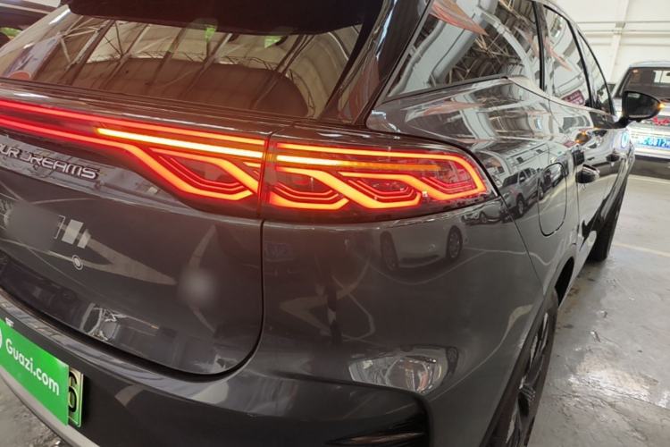 Used BYD Tang New Energy 2024 DM-i Glory Edition 200KM Flagship Model Exterior 3