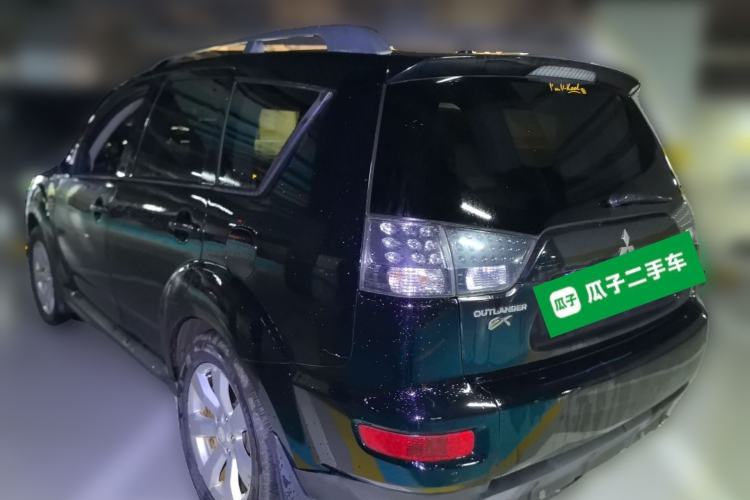 Used Mitsubishi Outlander 2010 Kijang 2.0 Sport Edition Rear Left 45 Deg